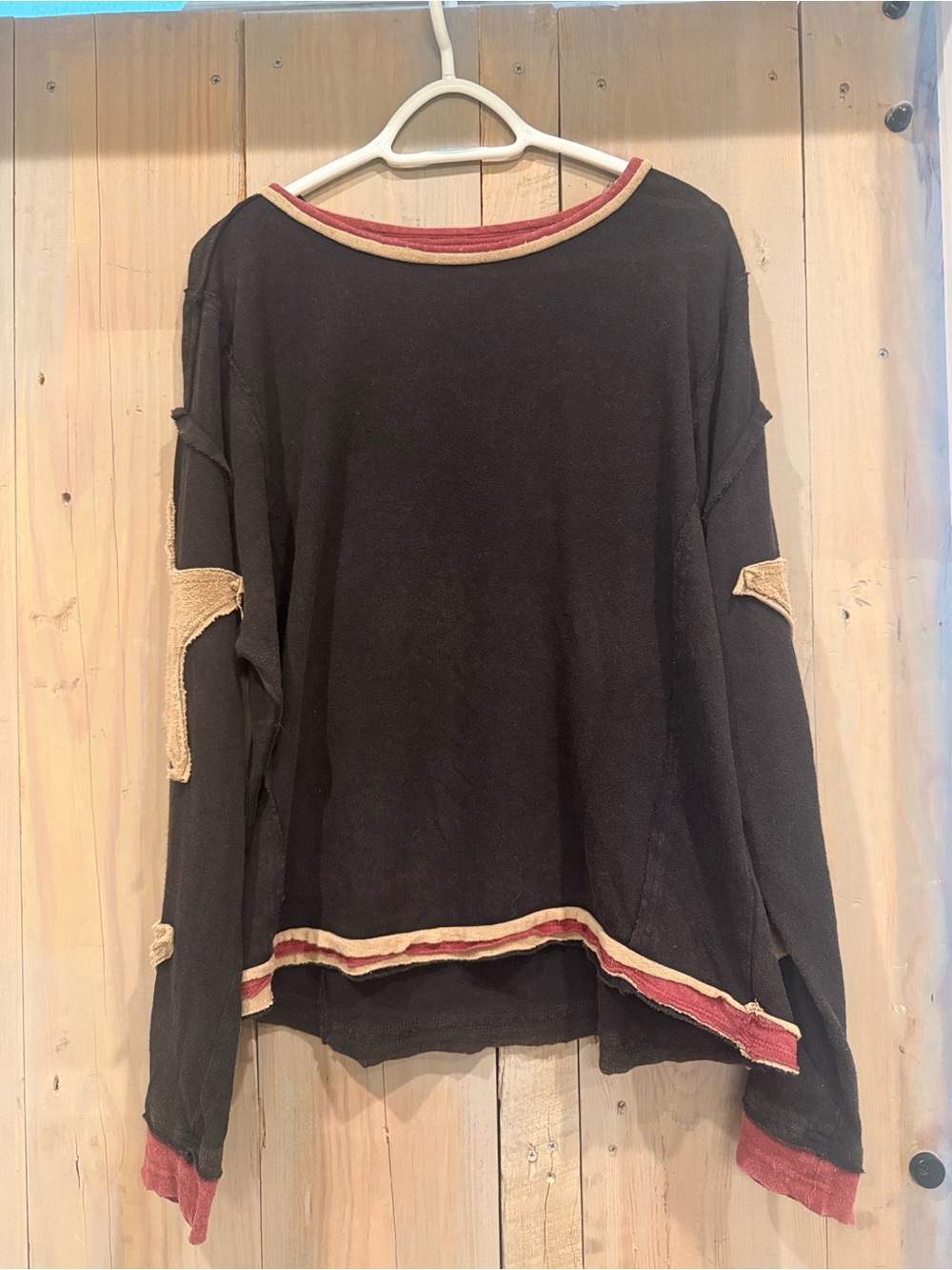 WE THE FREE - Black Long-Sleeve Women’s Top with Red and Tan Trim